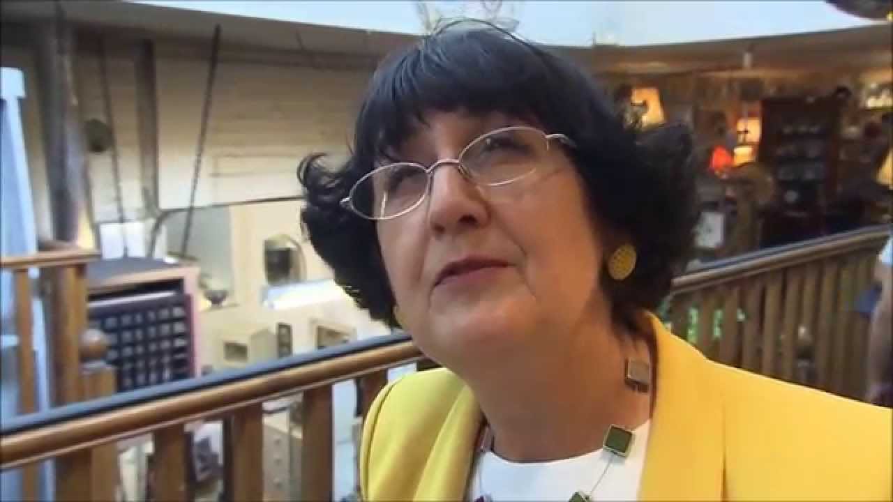 Anita Manning net worth