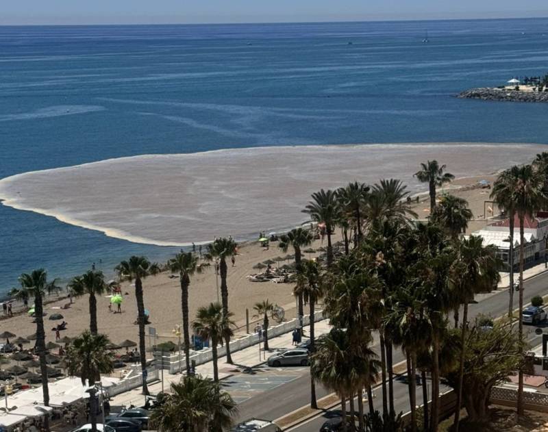 Benalmadena beach waterpipe brown